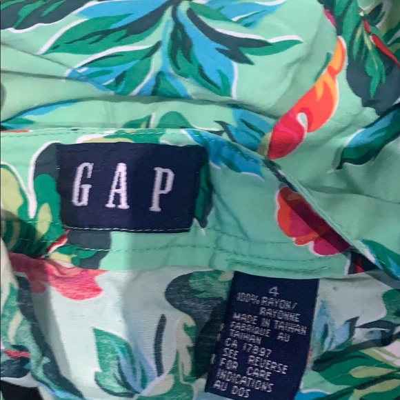 90’s Gap skirt - Picture 3 of 3